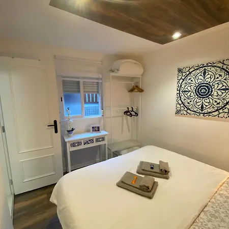 Flat Graca 48 Lisboa